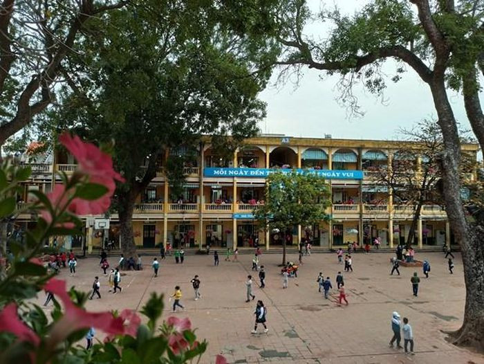 Giao duc cong lap tang hoc phi tat ca cac cap tu nam hoc 2022-2023