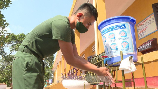 Bo binh chu luc Viet Nam phong, chong dich COVID-19 the nao?-Hinh-3