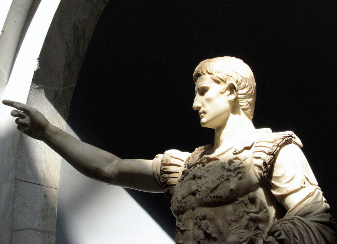 Augustus muốn trao ngôi cho người có cùng dòng máu, nhưng do không có con trai, và những người cháu trai đã mất từ trước, ông miễn cưỡng chỉ định Tiberius - con riêng của vợ - làm người kế vị.