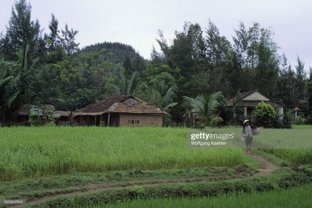 Khung cảnh thôn quê bình yên tại ngôi làng từng xảy ra vụ thảm sát trong quá khứ.