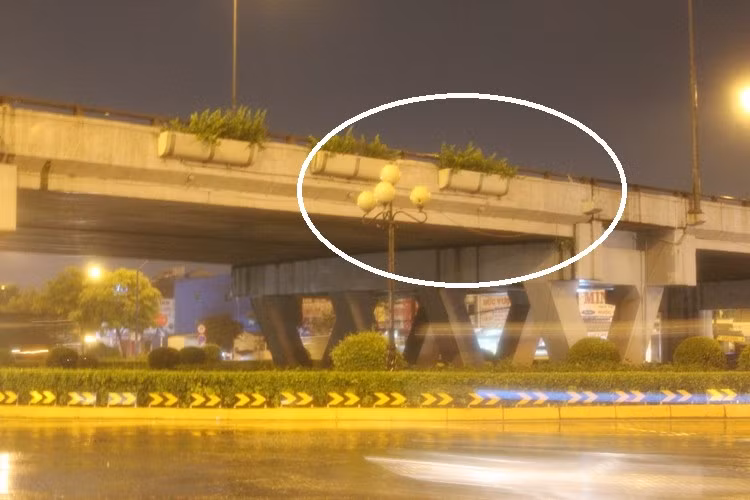 Vị trí nơi người đi đường phát hiện nạn nhân treo cổ.