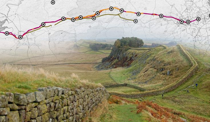 Một công sự đất khổng lồ bao gồm một rãnh chạy dọc hai gò song song, mà ngày nay được gọi là vallum, được xây dựng ngay phía Nam của bức tường.