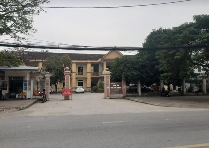 Bo CA lam viec voi Giam doc CDC Nghe An ve thong tin nhan 'hoa hong' tu Cong ty Viet A