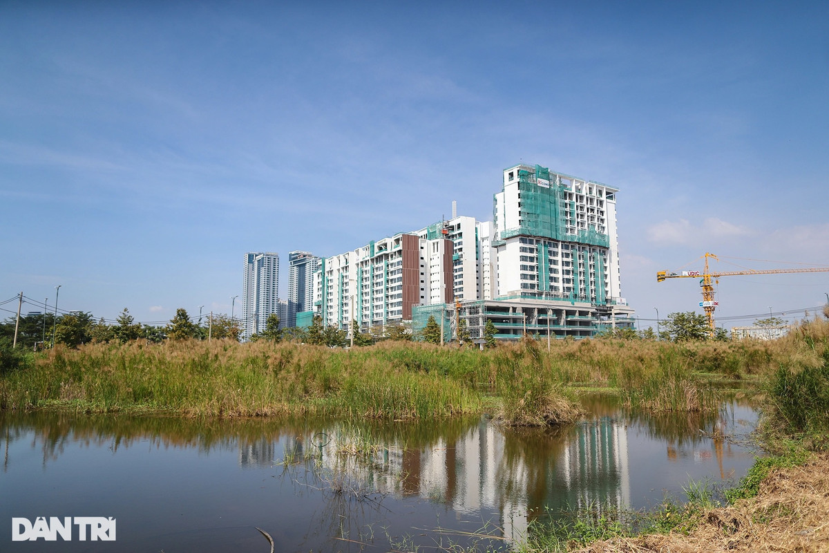 Can canh lo “dat vang” o Thu Thiem duoc ban dau gia hon 2,4 ty dong/m2-Hinh-4