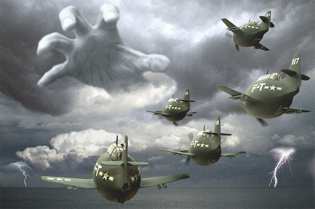 Hai giờ sau khi cất cảnh, phi đội trưởng của Phi đội 19, người đã bay ở khu vực này trong suốt hơn 6 tháng, báo cáo rằng cả la bàn chính lẫn la bàn phụ trên máy bay đều đã hỏng, và anh không thể xác định vị trí của mình.