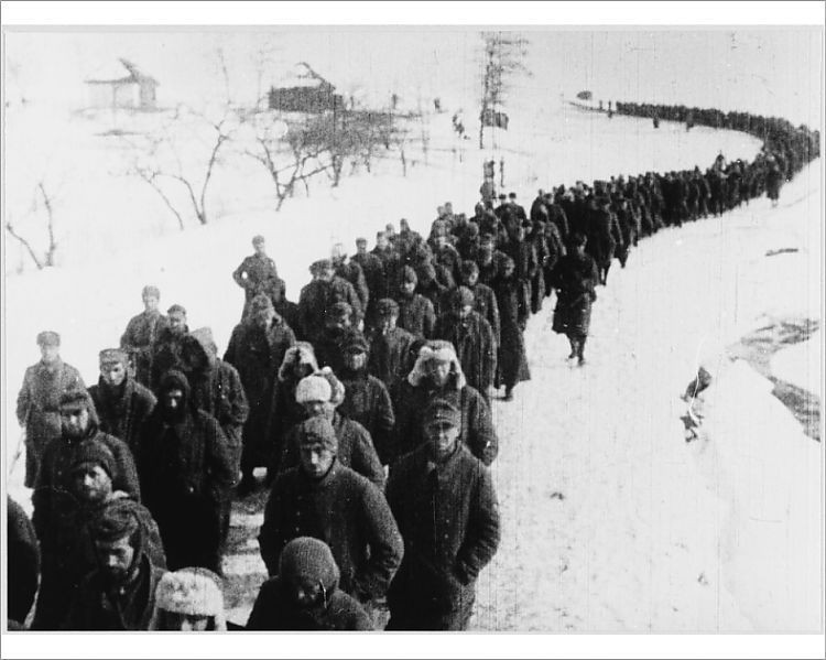 Đây là những tổn thất không gì bù đắp nổi với quân đội Đức quốc xã. Và một bước ngoặt lớn của Thế chiến II đã được mở ra từ trận Stalingrad.