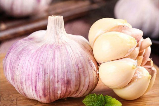 Dat 1 tep toi duoi goi, sau 7 ngay nhan ve 4 loi ich tuyet voi