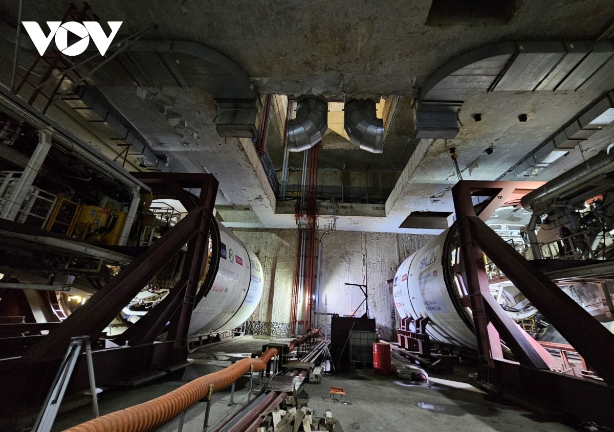 br/> Theo MRB, mỗi robot TBM đào hầm có giá trên thị trường thế giới từ 10 - 15 triệu USD.