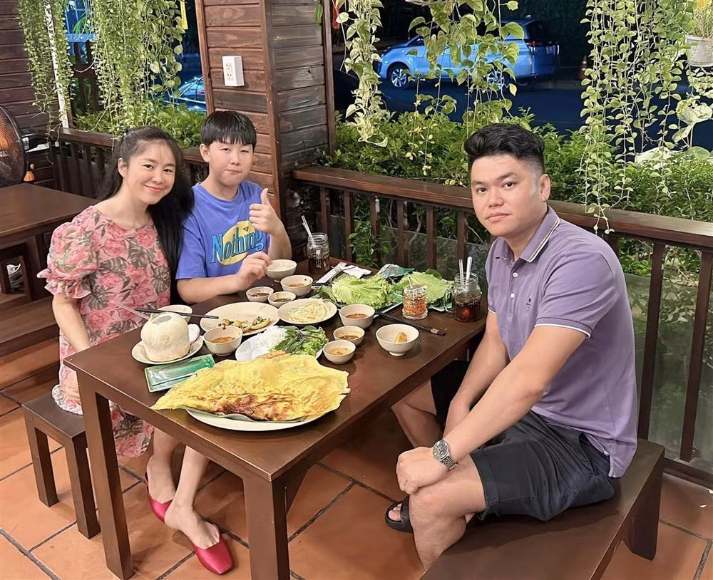 Le Phuong khoe anh con trai, he lo moi quan he voi chong thu 2-Hinh-4