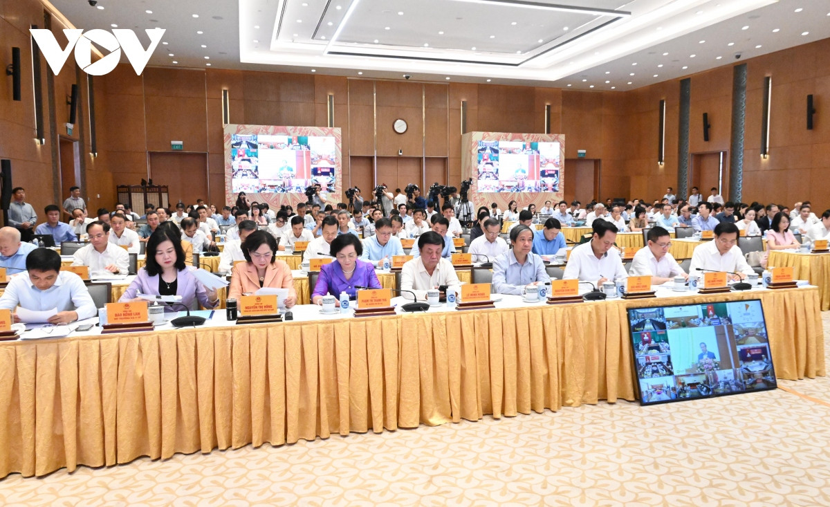 Thủ tướng: Thể chế phải đi trước mở đường cho đột phá phát triển - Hình 3 Thu tuong: The che phai di truoc mo duong cho dot pha phat trien-Hinh-3