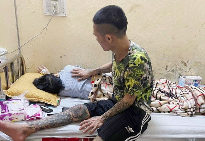 Khi cac giang ho re loi… lam Youtuber, Tiktoker-Hinh-4