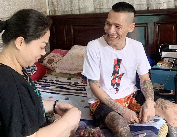 Khi cac giang ho re loi… lam Youtuber, Tiktoker-Hinh-3