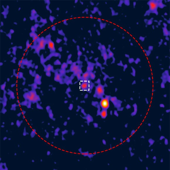 Bat duoc tin hieu la cach Trai dat 15.300 nam anh sang