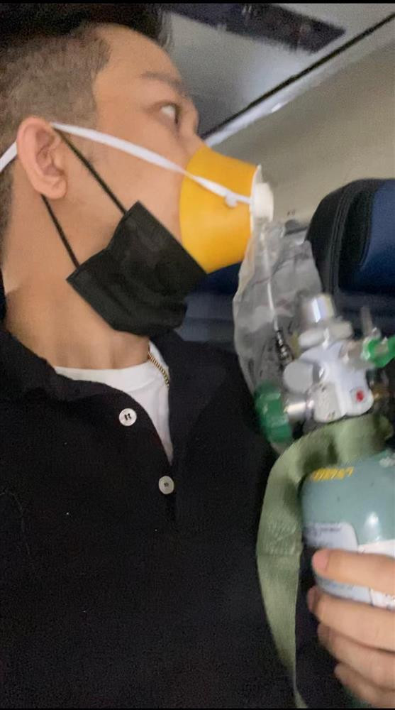 Quach Tuan Du u o khong noi duoc, suyt dot quy tren may bay-Hinh-3