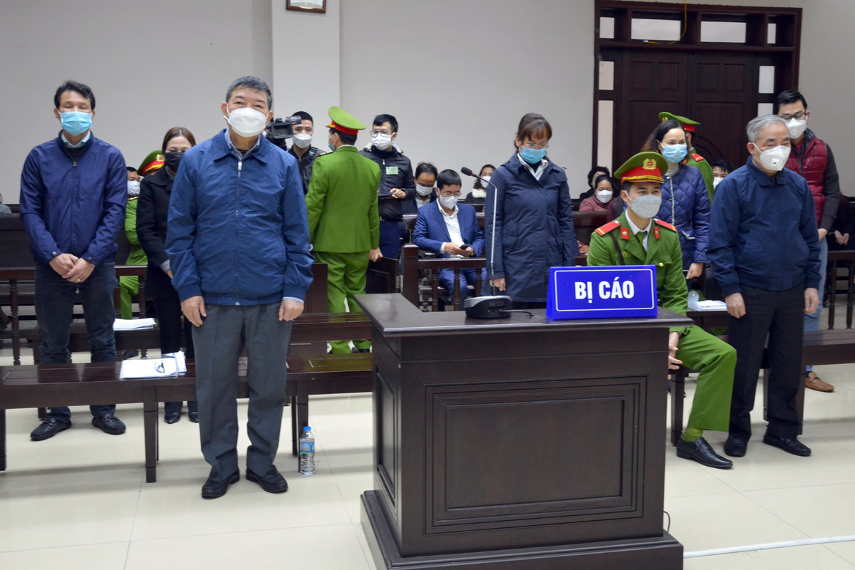 Sang nay tuyen an cuu Giam doc Benh vien Bach Mai Nguyen Quoc Anh