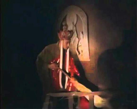 'Tay Du Ky' co canh quet bao thap, tai sao Duong Tang quet tu duoi len?