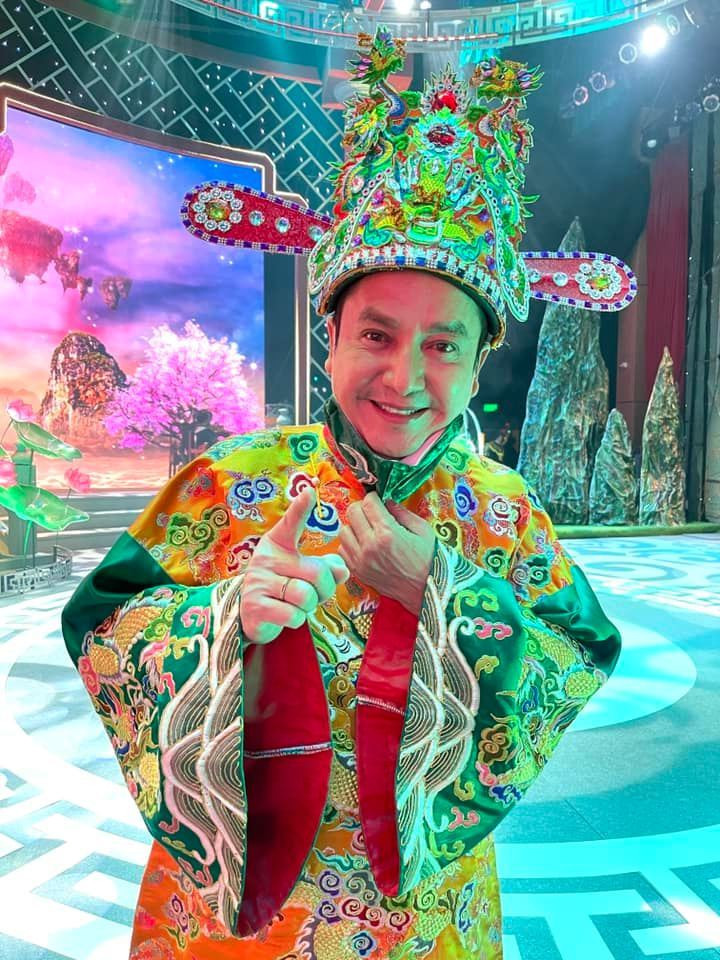 MC Thao Van bat khoc khi nghe tin dung dan Tao Quan 2022-Hinh-4