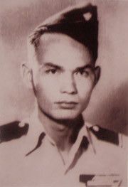 Leroy. Ảnh: N.M.H. (chụp lại từ ảnh tư liệu của ông Lê Quang Trò (Chín Quang), nguyên Bí thư huyện uỷ Bình Đại).