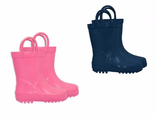 Ủng cao su, giá hơn 600.000 đồng.