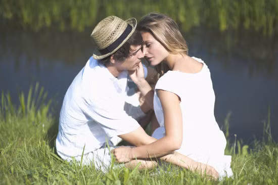 Hôn nhân hoàn mỹ. Bất cứ chuyện gì cũng muốn hoàn hảo, cả vợ lẫn chồng đều muốn đối phương đạt đến tiêu chuẩn khắt khe nhất mà mình đề ra. Một cuộc hôn nhân đòi hỏi quá cao chắc chắn sẽ xảy ra xung đột, càng về sau, việc duy trì một cuộc hôn nhân tốt đẹp là điều không dễ dàng gì.