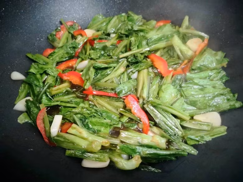 Loai rau “duoi phuong”, nguoi gia an ngu ngon, tre dung giam beo-Hinh-6