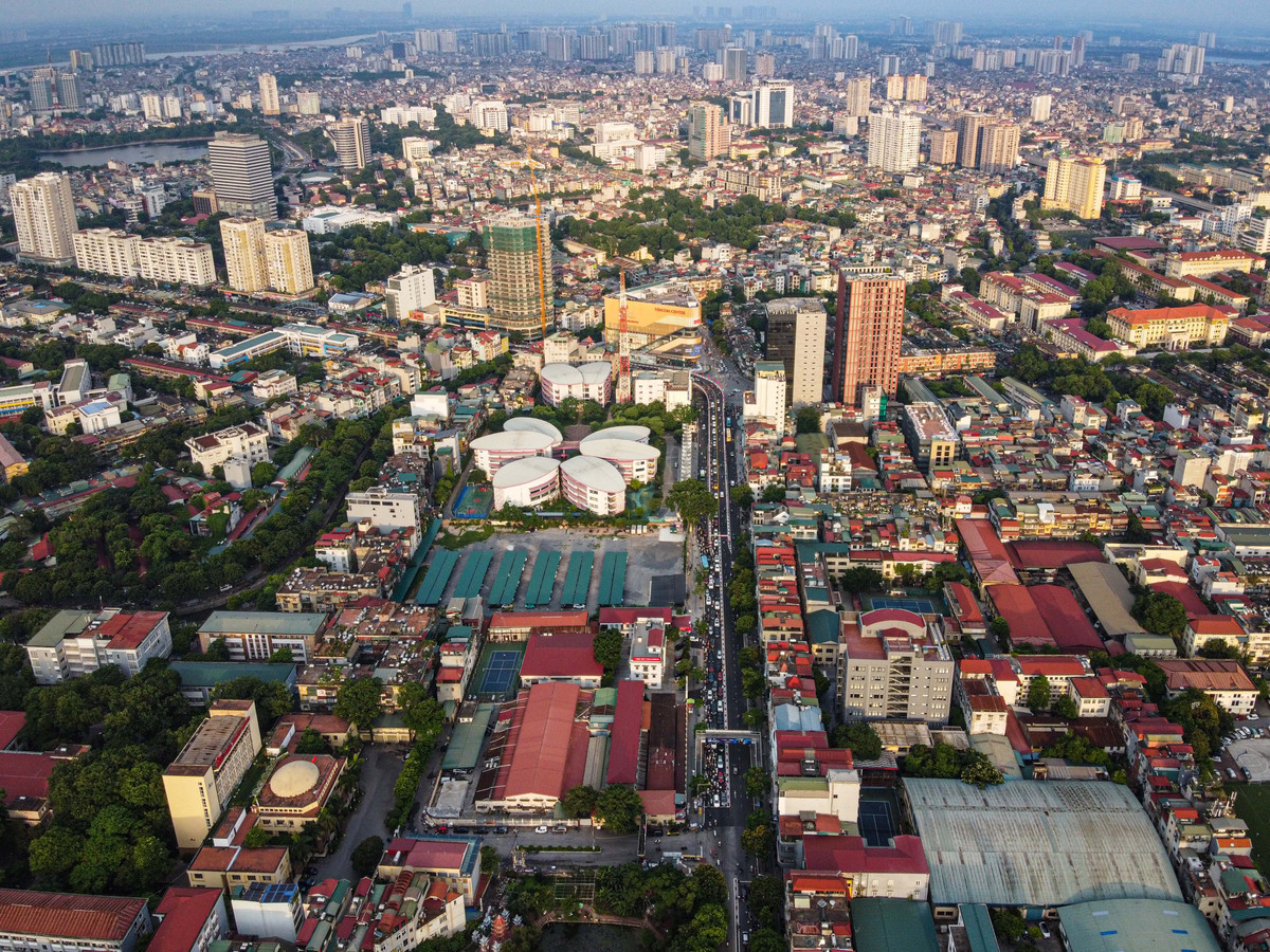 Tuy nhiên, việc tổ chức giao thông bất hợp lý tại nút giao Chùa Bộc - Học viện Ngân hàng đang làm mất đi nhiều ý nghĩa của cây cầu trị giá hơn 123 tỷ đồng này.