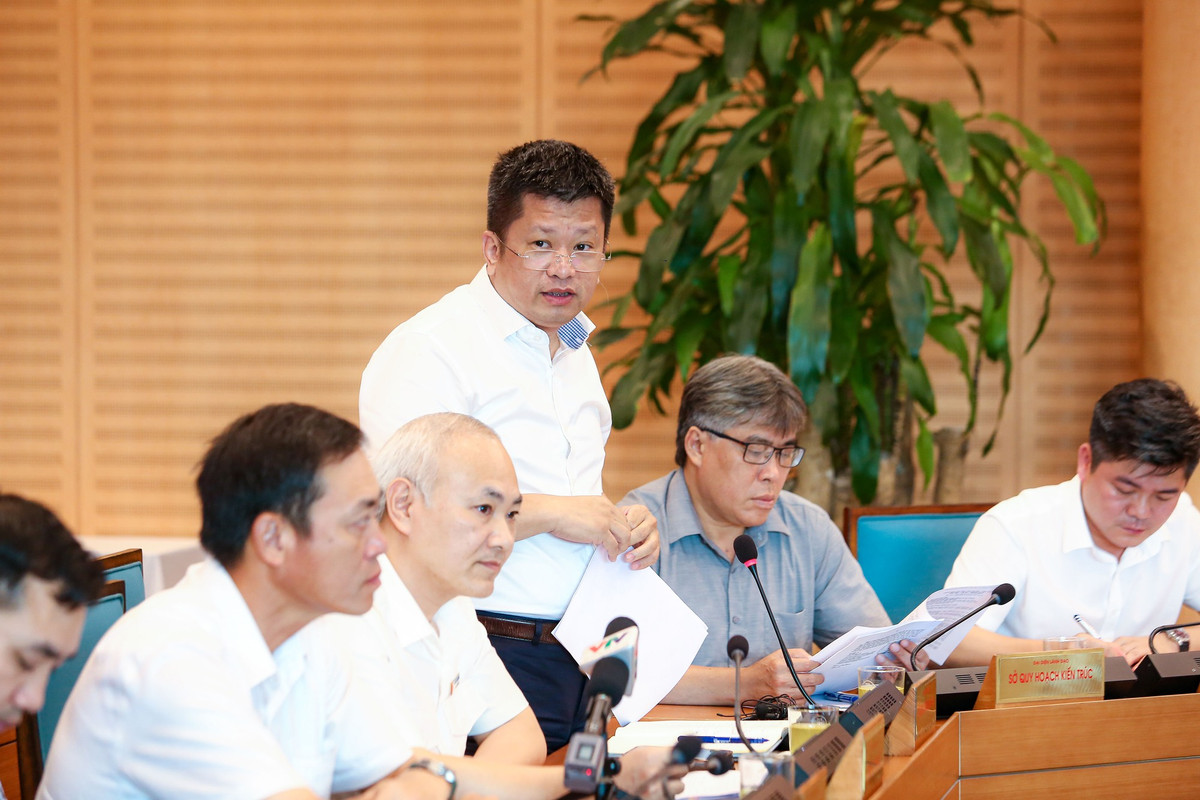 Cau 65 ti xay xong khong nguoi qua lai, So GTVT Ha Noi noi gi?