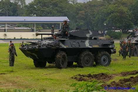 Biến thể LAV-300 trang bị pháo 90mm của lính thủy đánh bộ Philippines.