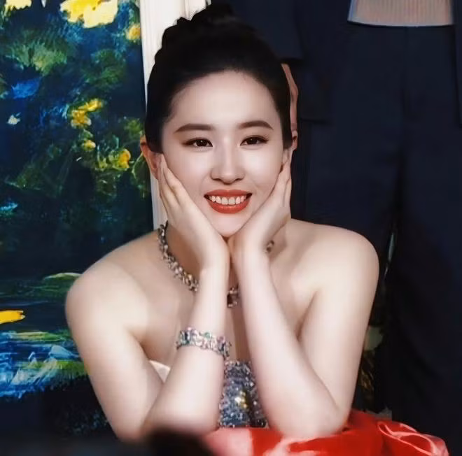 Nguoi dan ong la vet nho duy nhat cua Luu Diec Phi-Hinh-5