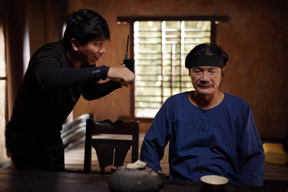 NSUT cuoi hoc tro kem 22 tuoi, ngoai 60 van miet mai lo com ao-Hinh-3