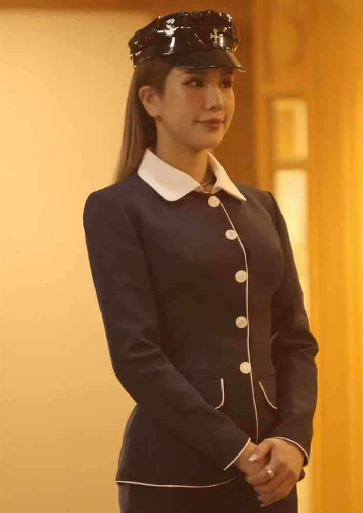 Diep Lam Anh di dien cham mac do cut out, ton body-Hinh-7