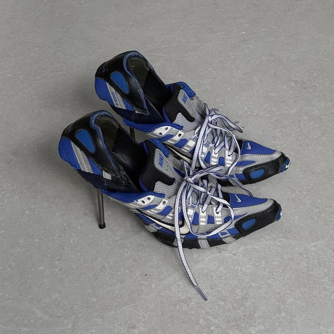 'Guoc lai giay' lam nong mua bong EURO-Hinh-2