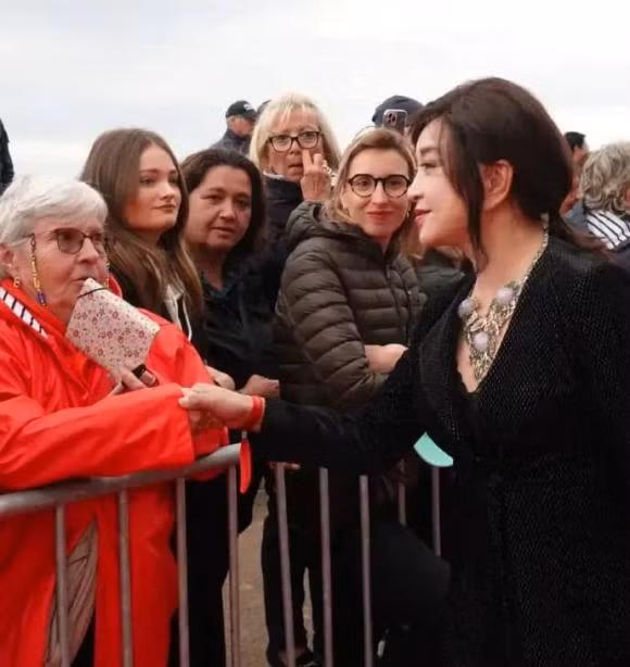 Luu Hieu Khanh trong nhu hinh nom trong anh moi