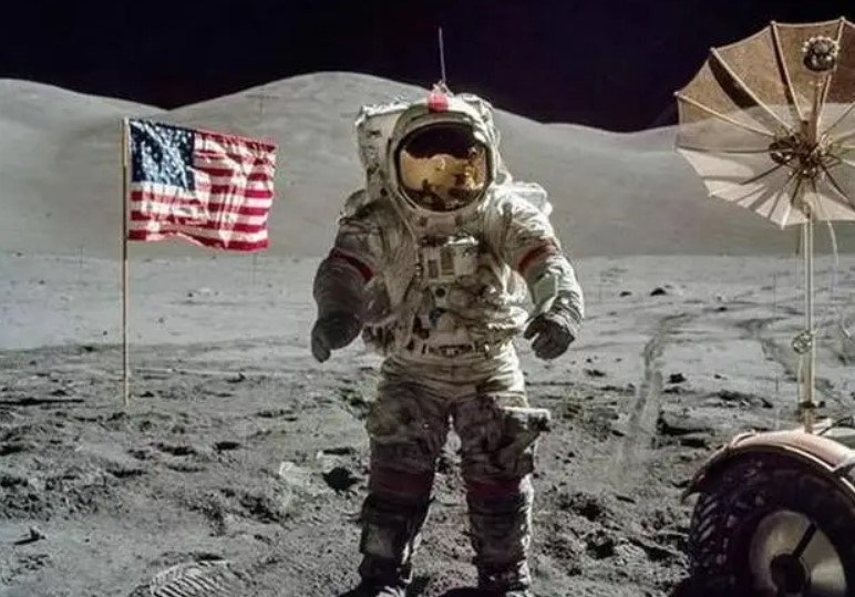 Su that benh la cua 12 phi hanh gia dau tien toi Mat trang-Hinh-3