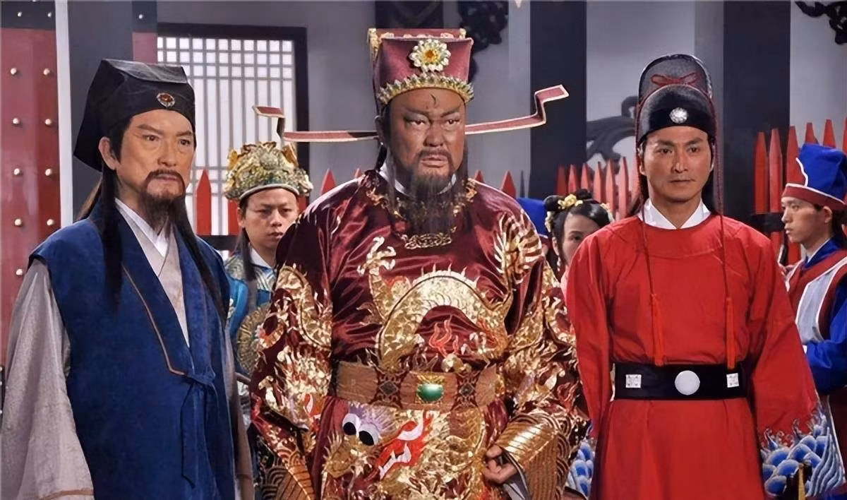 Bao Chung noi gi voi Trien Chieu truoc khi mat ma nam hiep bien mat?