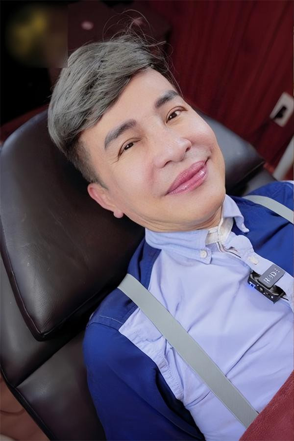 Dien mao sau 'tan trang' nhan sac cua MC Thanh Bach