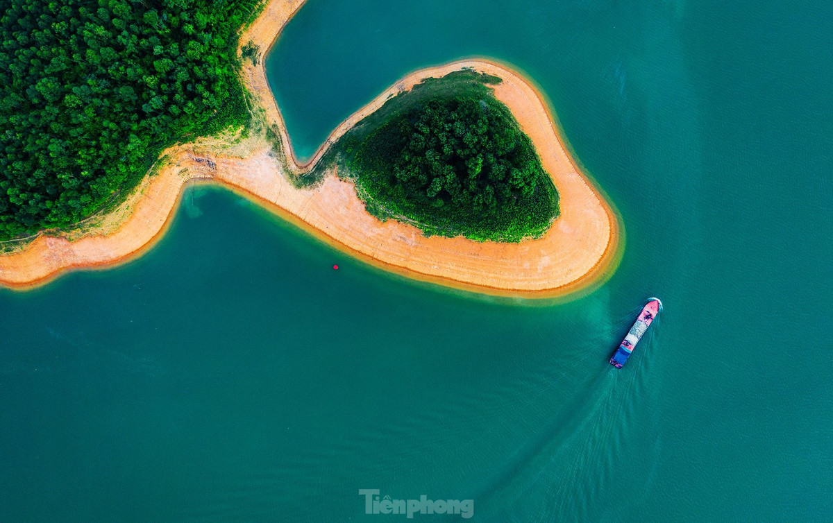 Trong việc quy hoạch phát triển, bảo đảm khả năng tích hợp đồng bộ các nhóm ngành kinh tế.