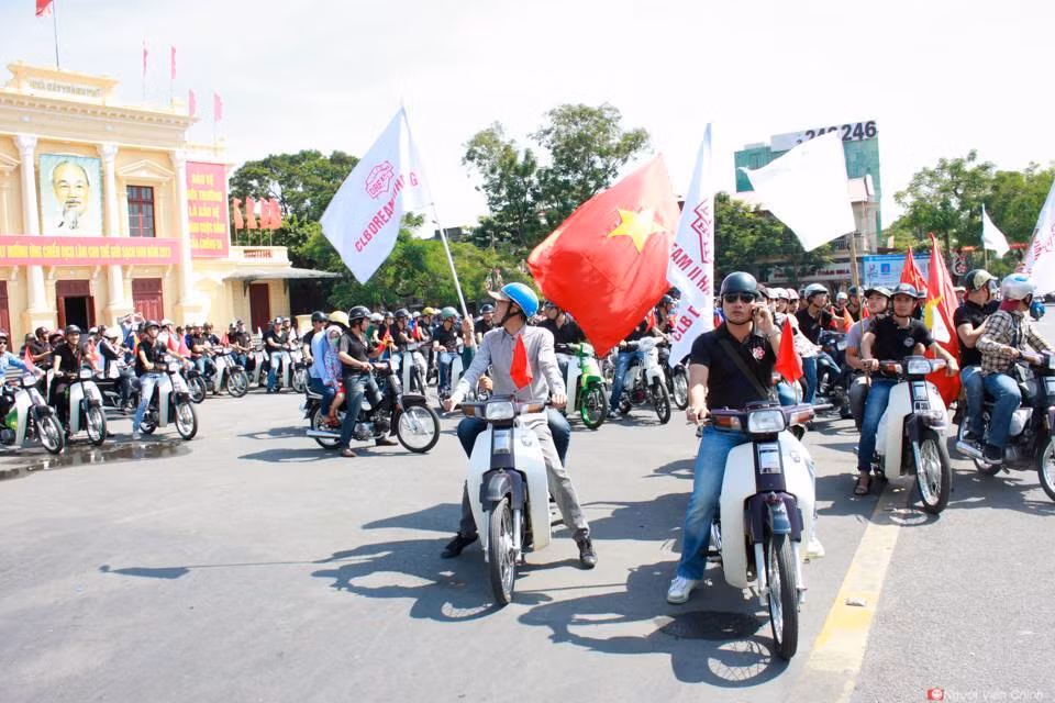 Các thành viên trong CLB Dream II đổ về Hải Phòng để tham dự chương trình "Kết nối giấc mơ" do Dream II Clup chủ nhà đứng ra tổ chức.
