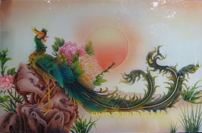 Cũng như rồng trong trường hợp phụ nữ độc thân, người đàn ông độc thân không nên để hình ảnh phượng hoàng trong phòng ngủ. Tốt nhất là đặt biểu tượng này trong phòng khách. Điều đáng chú ý là phượng hoàng không chỉ mang đến vận may về tình yêu, biểu tượng này còn có khả năng đưa lại nhiều may mắn khác như việc mở ra những con đường mới, những cơ hội mới để người trong nhà có dịp tiến triển xa hơn.