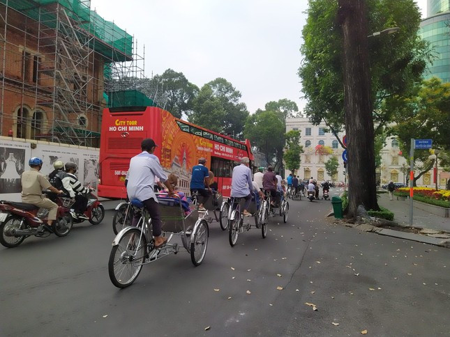 Du khach thich thu dao choi TPHCM bang 