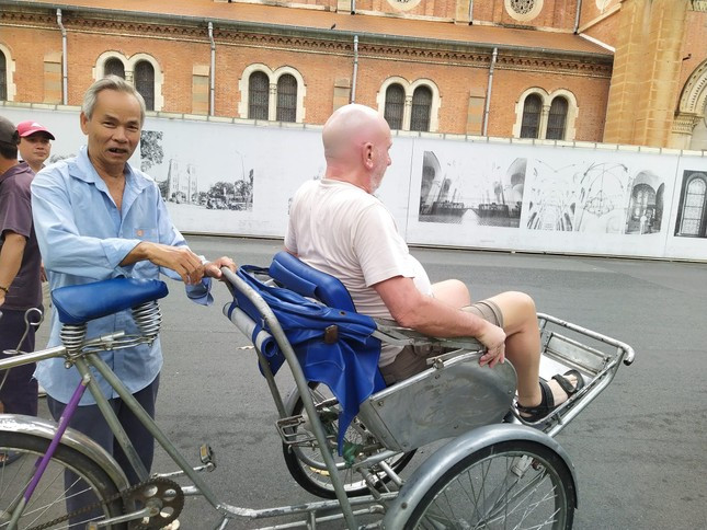 Du khach thich thu dao choi TPHCM bang 