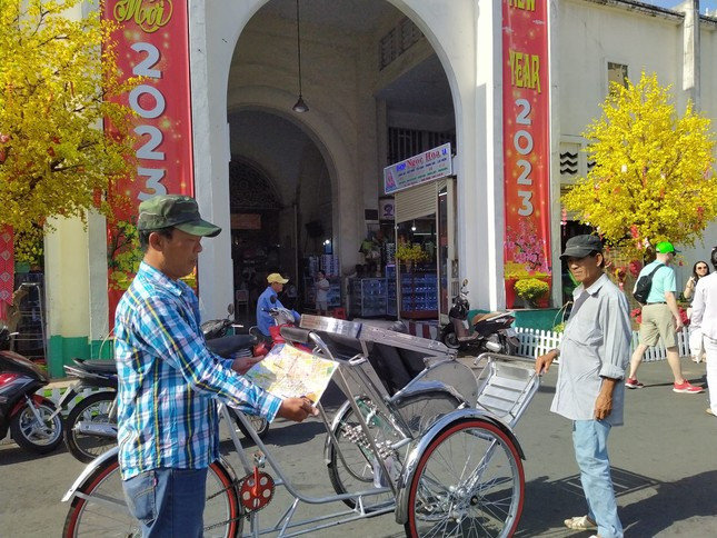 Du khach thich thu dao choi TPHCM bang 