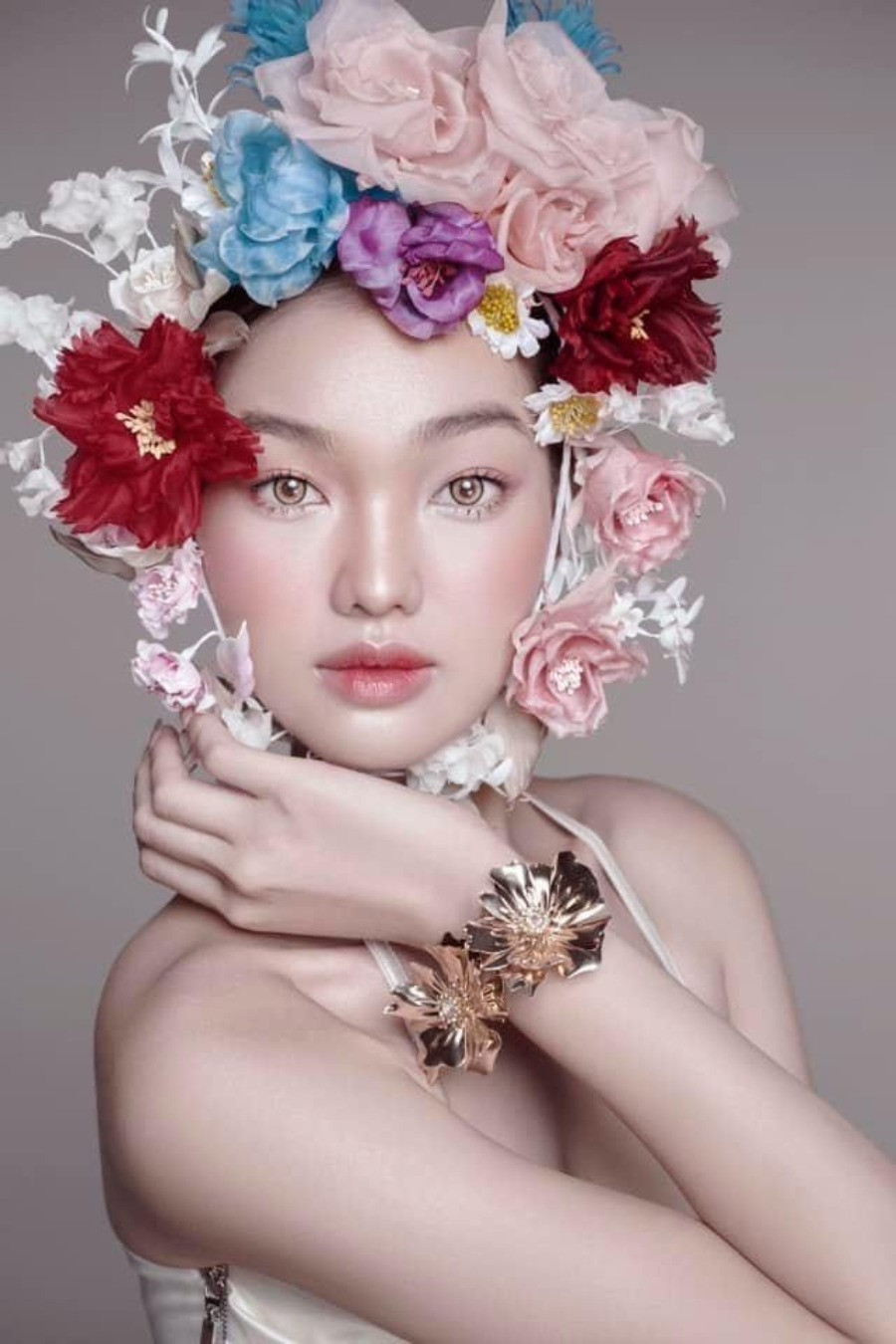 Cô chia sẻ với VietNamNet: "Tôi dự thi Hoa hậu Việt Nam 2022 với mong muốn chiến thắng bản thân, bước ra khỏi vùng an toàn, học hỏi kinh nghiệm, kỹ năng giúp mình tự tin".