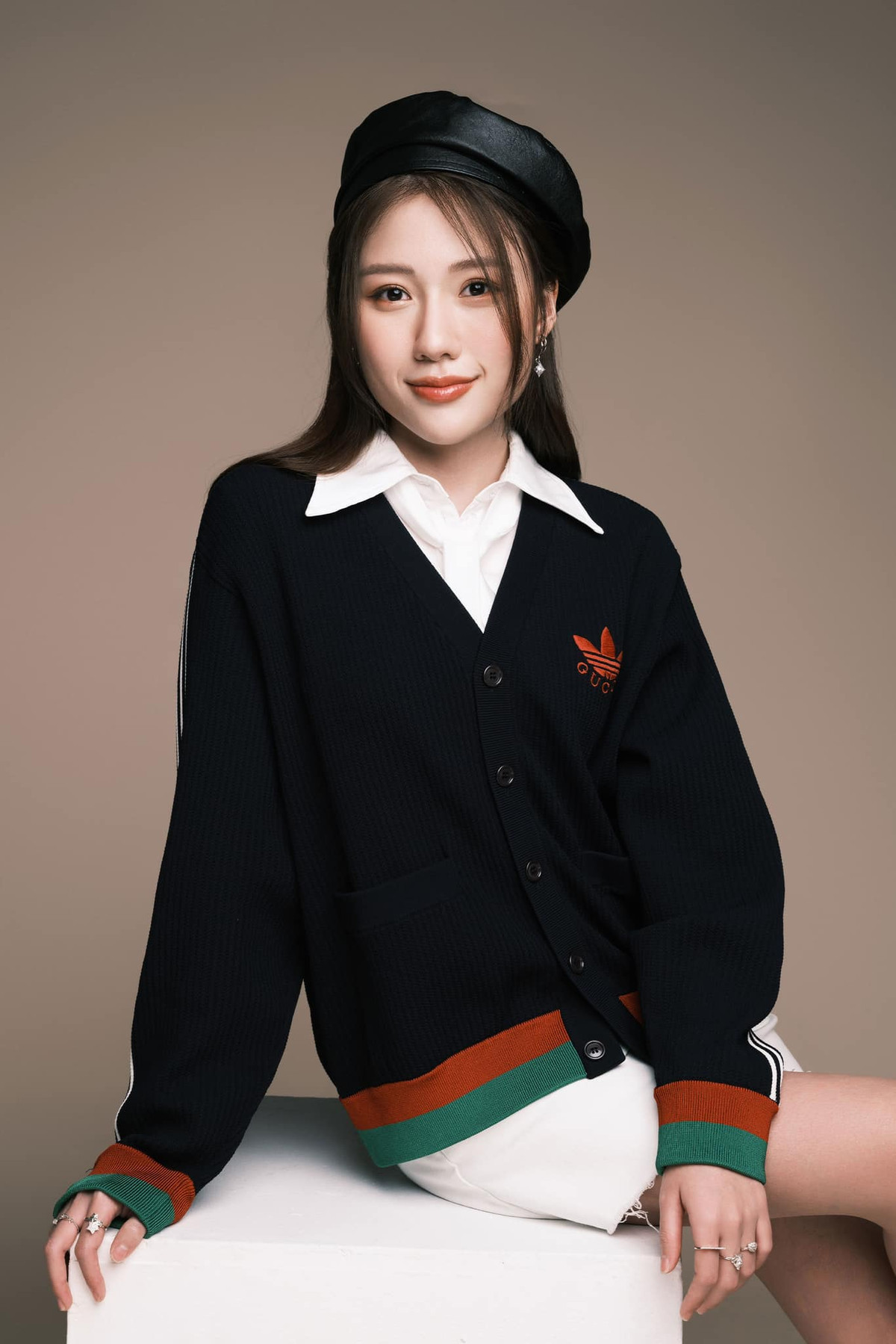 Uyen An “ne” Tran Thanh, khong dam ngoi xe chung khi lam phim-Hinh-2