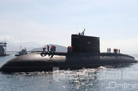 Tàu ngầm HQ-182 Hà Nội.