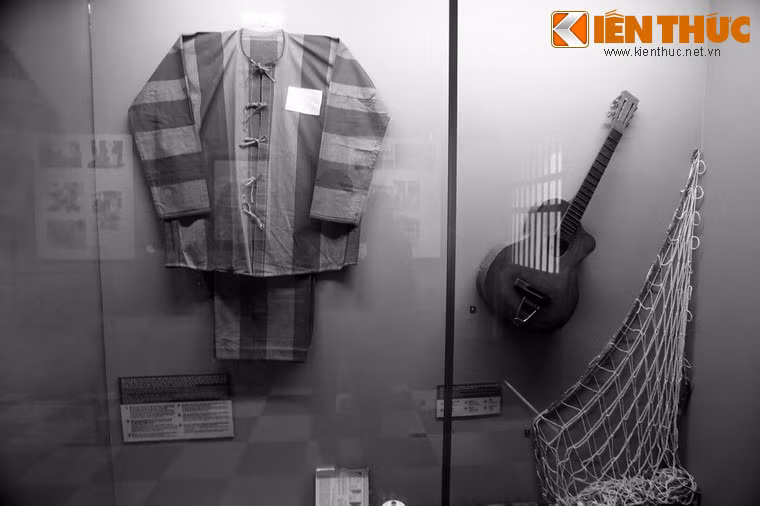 Phi công Mỹ nổi tiếng nhất ở nhà tù này chính là ông John McCain. Sau Hiệp định Paris 1973, các tù binh đã được trao trả cho Mỹ.