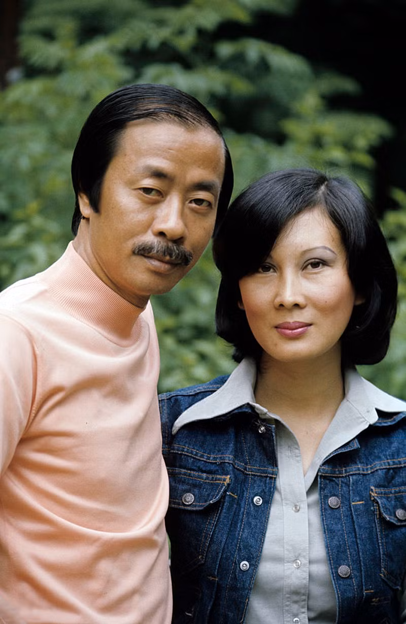 Một bức ảnh chân dung của vợ chồng ông Kỳ tại Mỹ năm 1975.