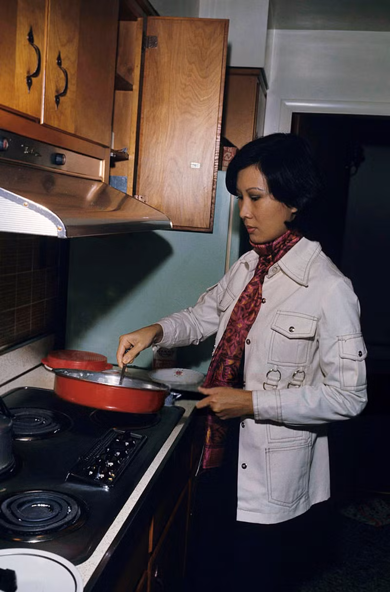 Anh hiem ve nguoi vo tuyet dep cua ong Nguyen Cao Ky o My