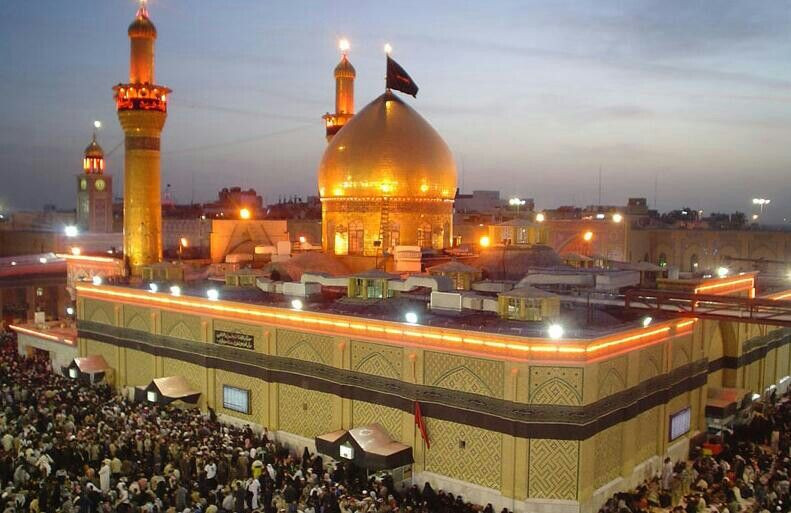 Được xây dựng cách đây trên 1.000 năm, lăng mộ Imam Husayn ở Karbala, Iraq là lăng mộ tráng lệ và có tầm quan trong bậc nhất của thế giới Ả Rập.