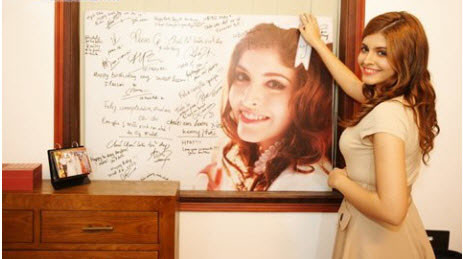 Phần lớn không gian căn nhà dành cho Andrea và em trai trưng bày những vật dụng yêu thích của mình.